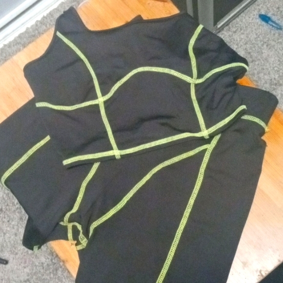 Two piece biker shorts set - Picture 1 of 1